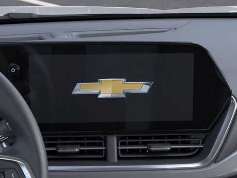 New 2026 Chevrolet Trax LT w/ Driver Confidence Package image 20