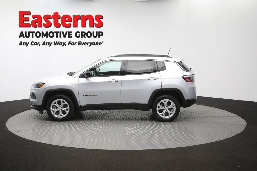 Used 2024 Jeep Compass Latitude AWD/4WD image 63