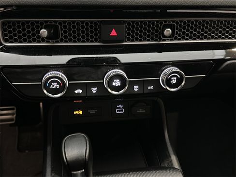 Certified 2024 Honda Civic Sport image 25