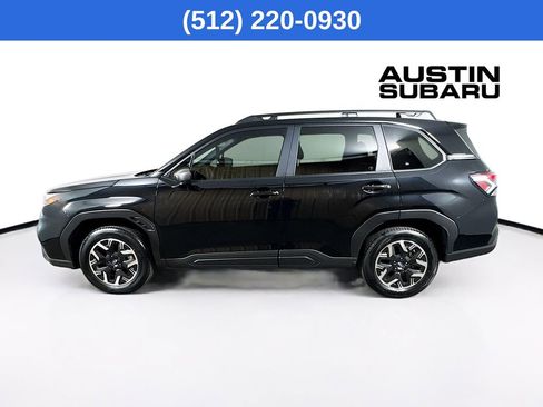 Certified 2025 Subaru Forester Premium w/ Convenience Package #1 AWD/4WD image 5