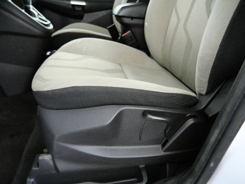 Used 2015 Ford Transit Connect XLT FWD image 17