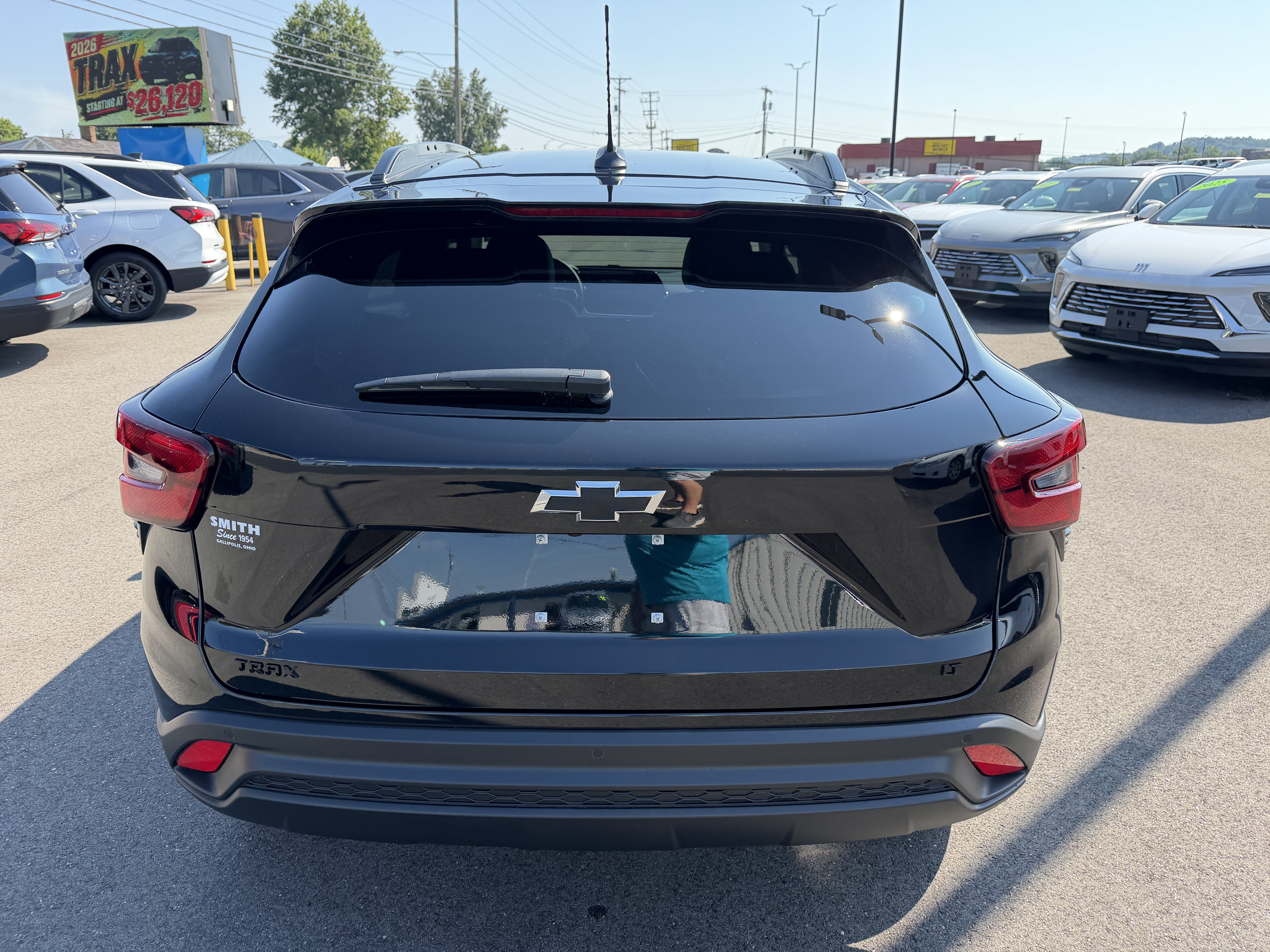 New 2026 Chevrolet Trax LT w/ Driver Confidence Package FWD image 8