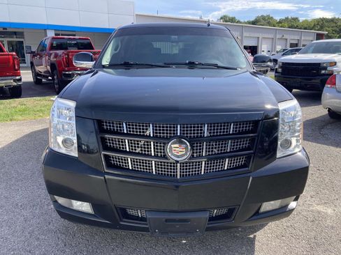 Used 2014 Cadillac Escalade Premium image 6