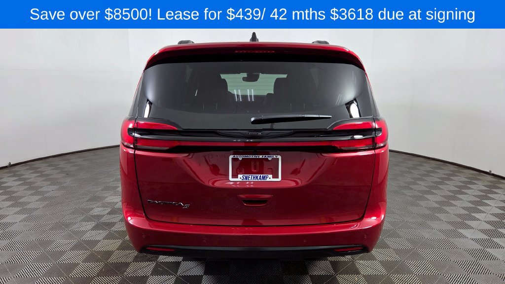 New 2026 Chrysler Pacifica Select w/ S Appearance Package FWD image 6