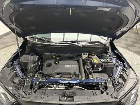 Used 2022 GMC Terrain SLE w/ Driver Convenience Package image 28