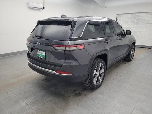 Used 2022 Jeep Grand Cherokee Limited 4xe image 9