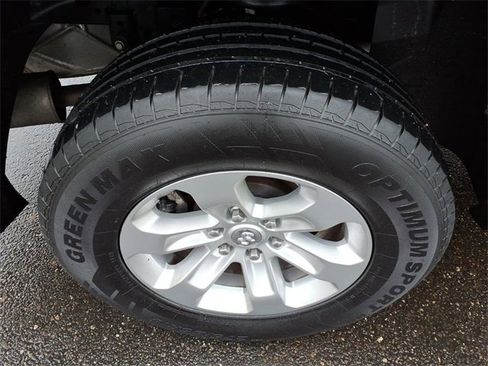 Used 2024 RAM 1500 Laramie image 6