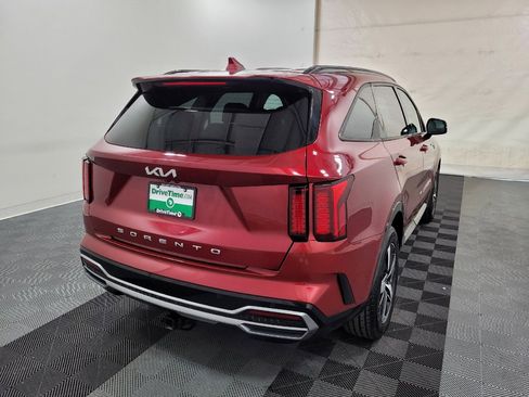 Used 2022 Kia Sorento S FWD image 9