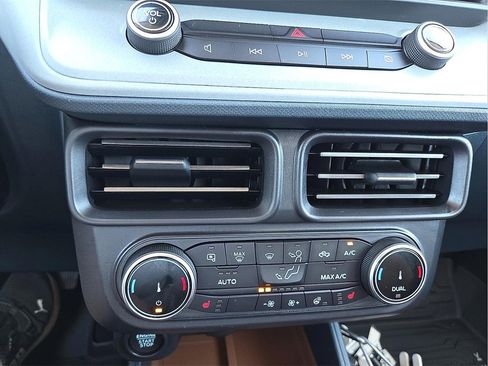 Used 2022 Ford Maverick Lariat w/ Lariat Luxury Package image 15