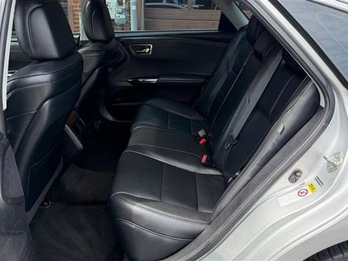 Used 2014 Toyota Avalon XLE Touring FWD image 21