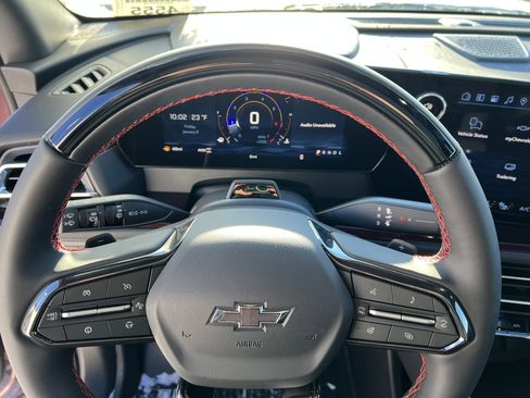 New 2026 Chevrolet Traverse RS w/ LPO, Floor Liner Package image 32