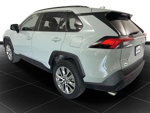 Used 2022 Toyota RAV4 XLE Premium AWD/4WD image 3