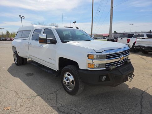 Used 2015 Chevrolet Silverado 3500 LTZ w/ Duramax Plus Package AWD/4WD image 8