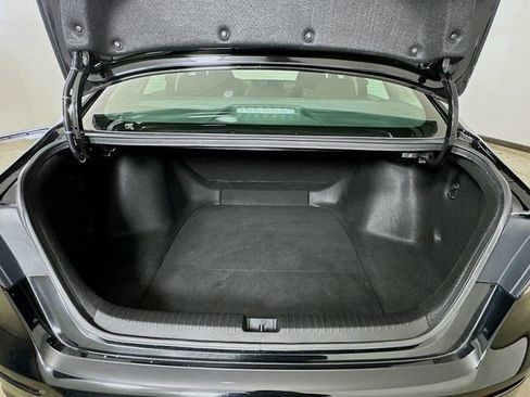 Certified 2023 Honda Accord LX image 29