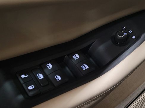 Used 2022 Jeep Grand Cherokee Limited 4xe w/ Luxury Tech Group II image 27