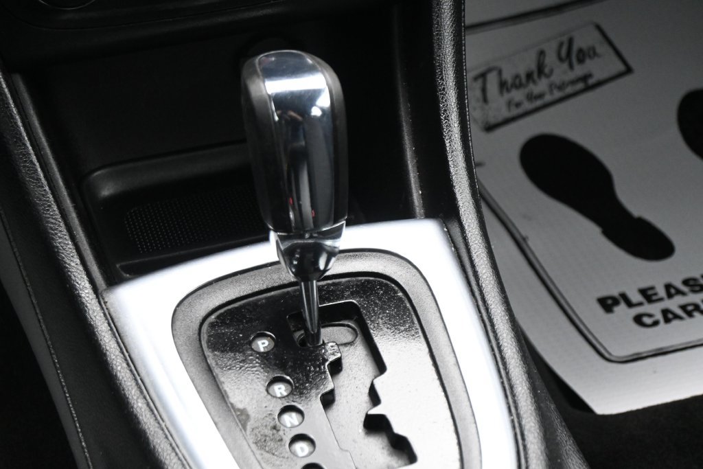 Used 2013 Dodge Avenger SE FWD image 20