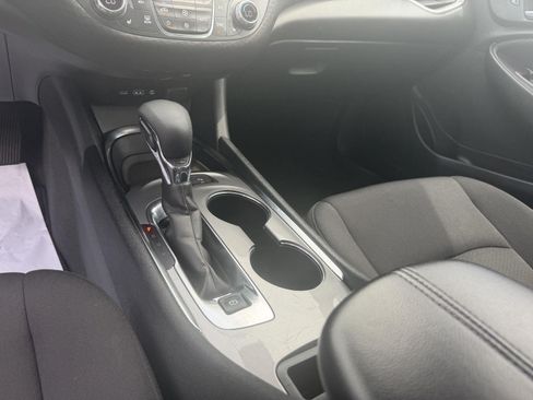 Used 2024 Chevrolet Malibu LT FWD image 18