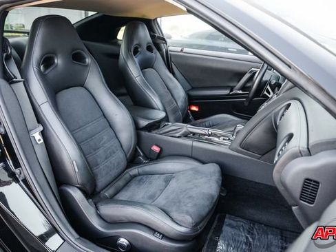 Used 2013 Nissan GT-R Premium AWD/4WD image 70