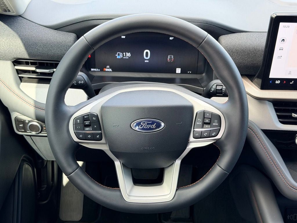 New 2026 Ford Explorer Active RWD image 13