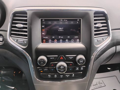 Used 2021 Jeep Grand Cherokee Laredo RWD image 64