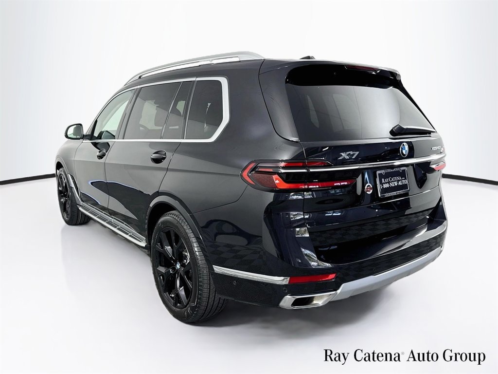 Used 2024 BMW X7 xDrive40i w/ Premium Package AWD/4WD image 5