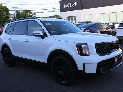 Used 2024 Kia Telluride SX X-Line AWD/4WD image 1