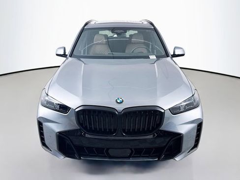 New 2026 BMW X5 xDrive40i w/ M Sport Package image 2