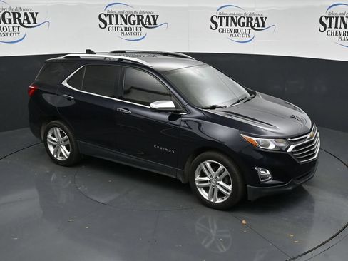 Used 2021 Chevrolet Equinox Premier FWD image 18