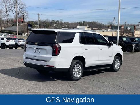 Used 2025 Chevrolet Tahoe LS image 8