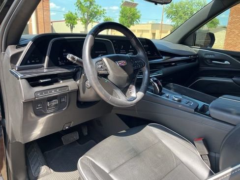 Used 2022 Cadillac Escalade Sport AWD/4WD image 12