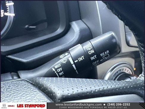 Used 2015 Toyota 4Runner SR5 Premium image 26