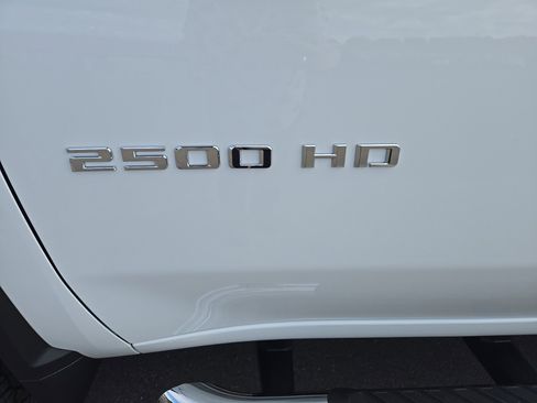 New 2025 Chevrolet Silverado 2500 LT image 10
