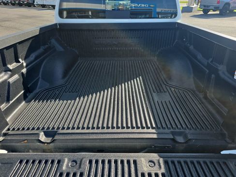Used 2026 Nissan Frontier SV AWD/4WD image 12