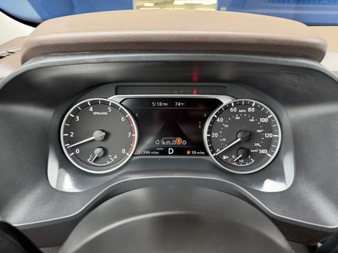 Used 2023 Nissan Rogue SL AWD/4WD image 17