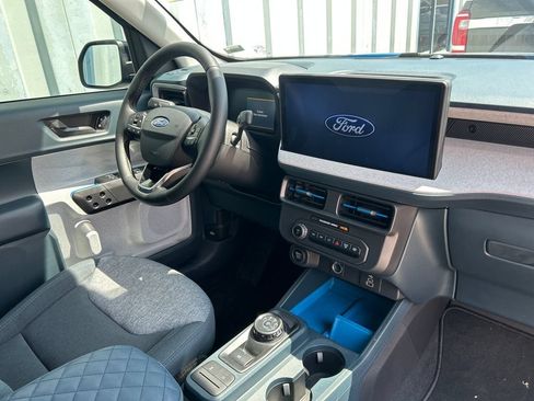 Used 2026 Ford Maverick XLT w/ XLT Luxury Package AWD/4WD image 14