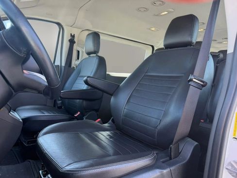 Used 2022 Ford Transit 350 XLT AWD/4WD image 10