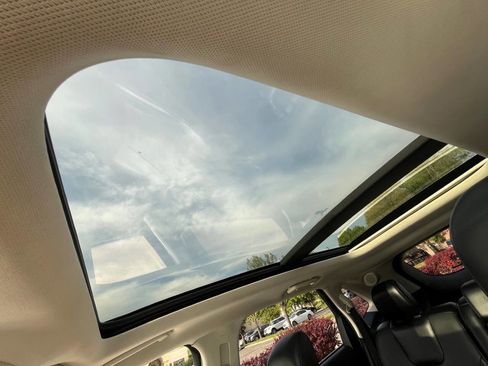 Used 2017 Ford Edge Titanium w/ Equipment Group 301A image 14