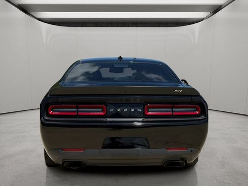 Used 2016 Dodge Challenger SRT Hellcat RWD image 6