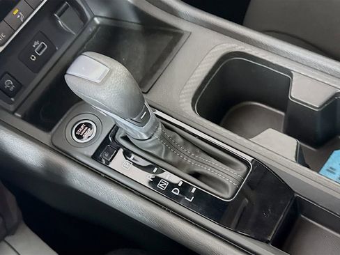 Used 2025 Nissan Sentra S FWD image 19