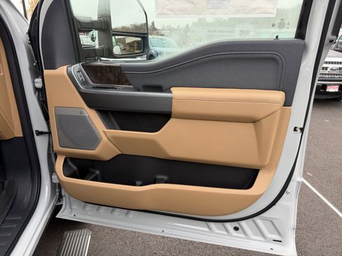 New 2026 Ford F250 Lariat w/ FX4 Off-Road Package image 16