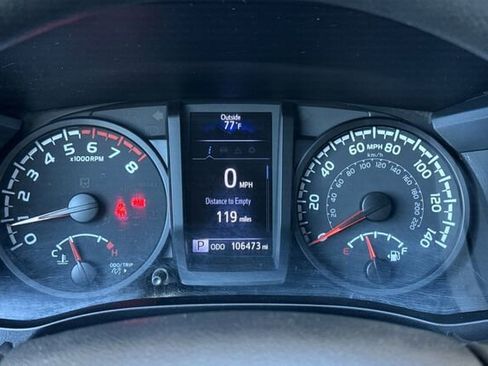 Used 2020 Toyota Tacoma SR w/ SR Convenience Package image 22