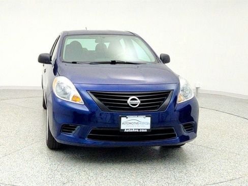 Used 2013 Nissan Versa S image 2