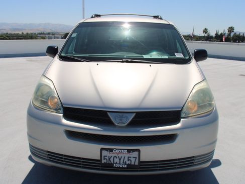 Used 2004 Toyota Sienna LE FWD image 7