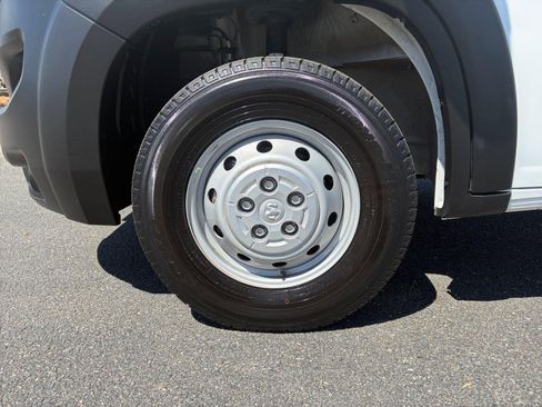 Used 2023 RAM ProMaster 2500 FWD image 11