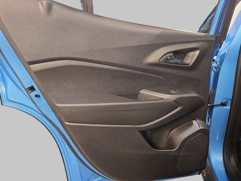 New 2026 Chevrolet Trax LT w/ Sunroof Package image 16