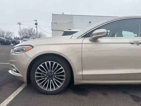 Used 2018 Ford Fusion Titanium image 7