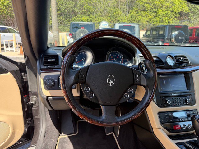 Used 2013 Maserati GranTurismo Convertible RWD image 11