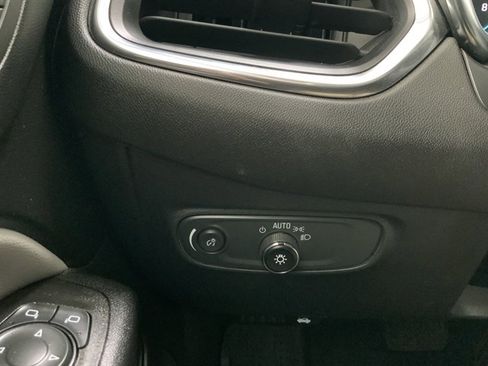 Used 2024 Chevrolet Equinox LT w/ LPO, Floor Liner Package image 37