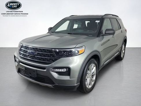 Certified 2020 Ford Explorer XLT w/ Equipment Group 202A AWD/4WD image 8