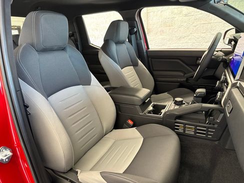Used 2026 Toyota Tacoma TRD Sport AWD/4WD image 48
